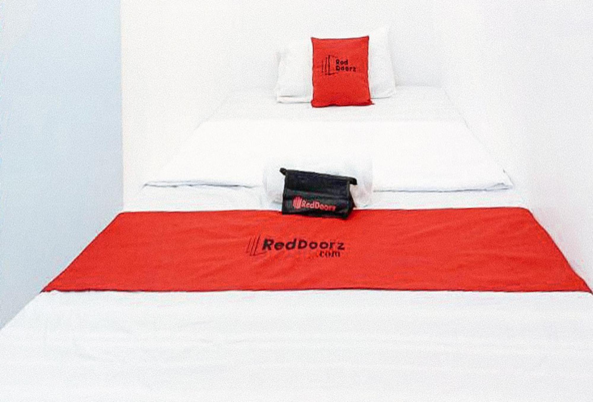 Reddoorz At San Antonio Binan Laguna Extérieur photo