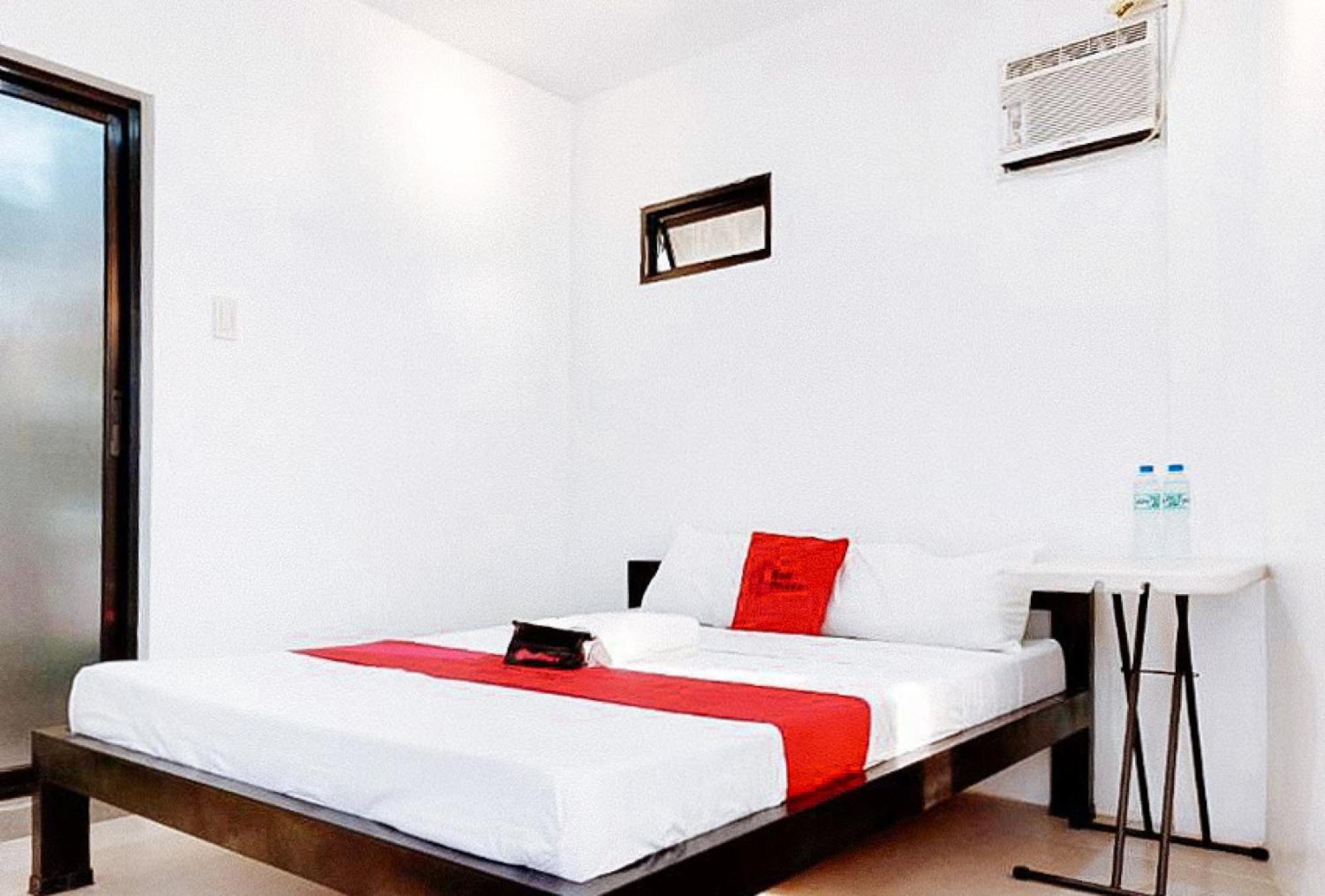 Reddoorz At San Antonio Binan Laguna Extérieur photo