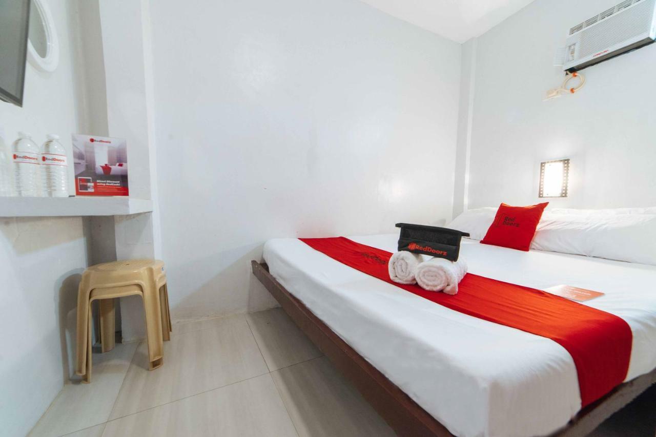 Reddoorz At San Antonio Binan Laguna Extérieur photo
