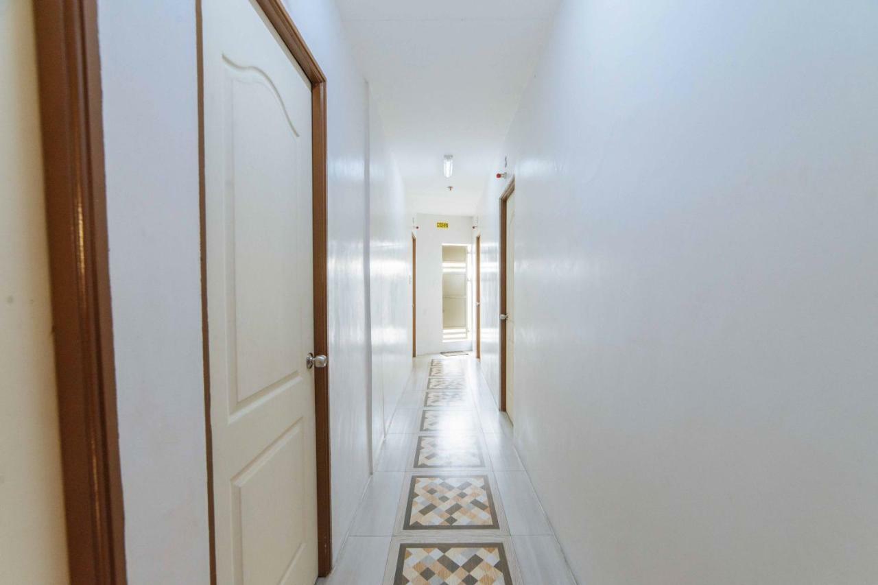 Reddoorz At San Antonio Binan Laguna Extérieur photo