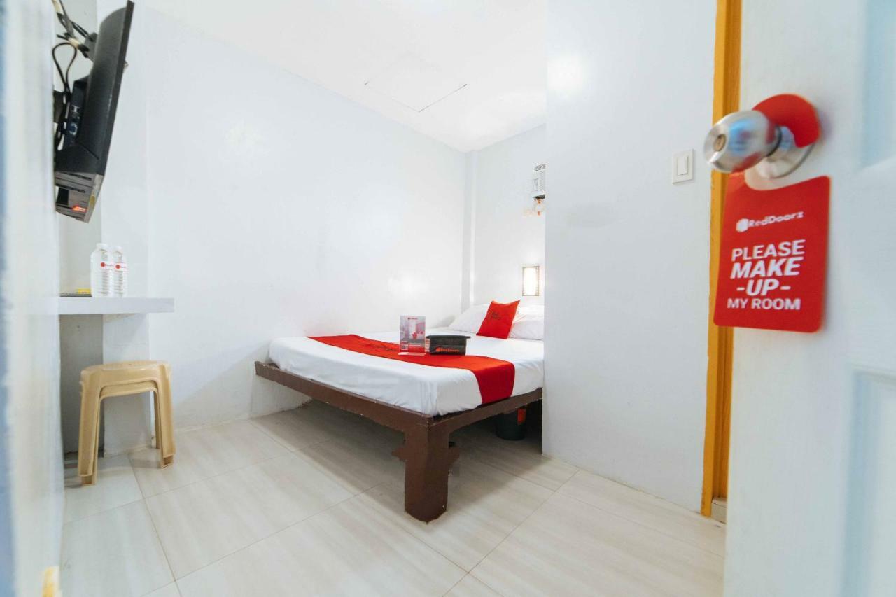 Reddoorz At San Antonio Binan Laguna Extérieur photo
